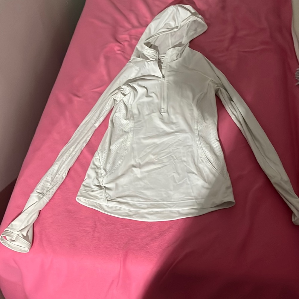 Athleta pullover mesh half zip